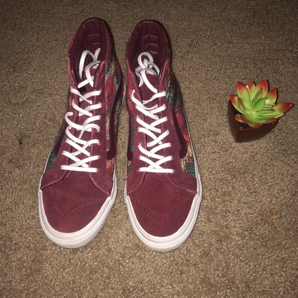 Vans - Picture 2 of 5